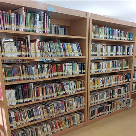 بخش نوجوان کتابخانه